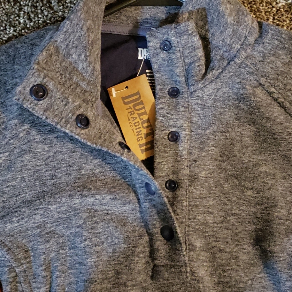 Fitted Pullover - Picture 4 of 6